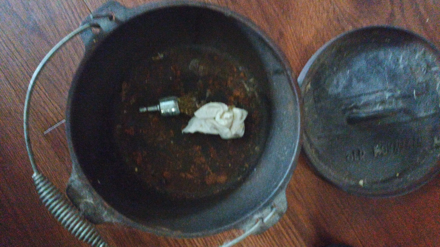 Old Mountain Cast Iron Dutch Oven - photo 3