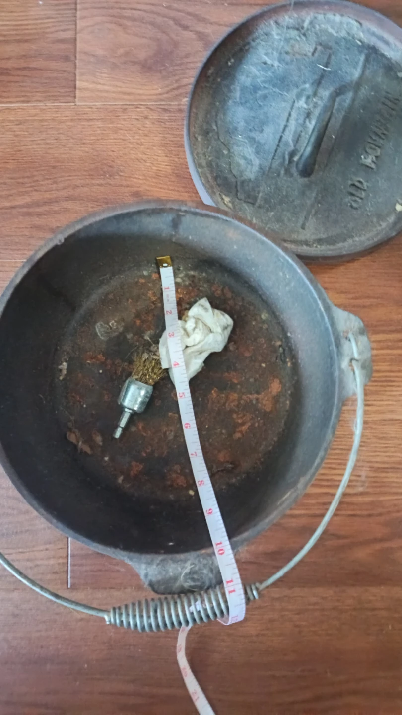 Old Mountain Cast Iron Dutch Oven - photo 4