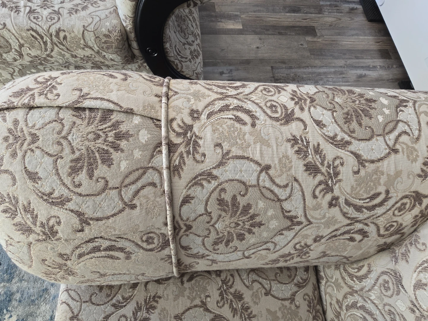 Vintage Tufted Loveseat and Armchair Set