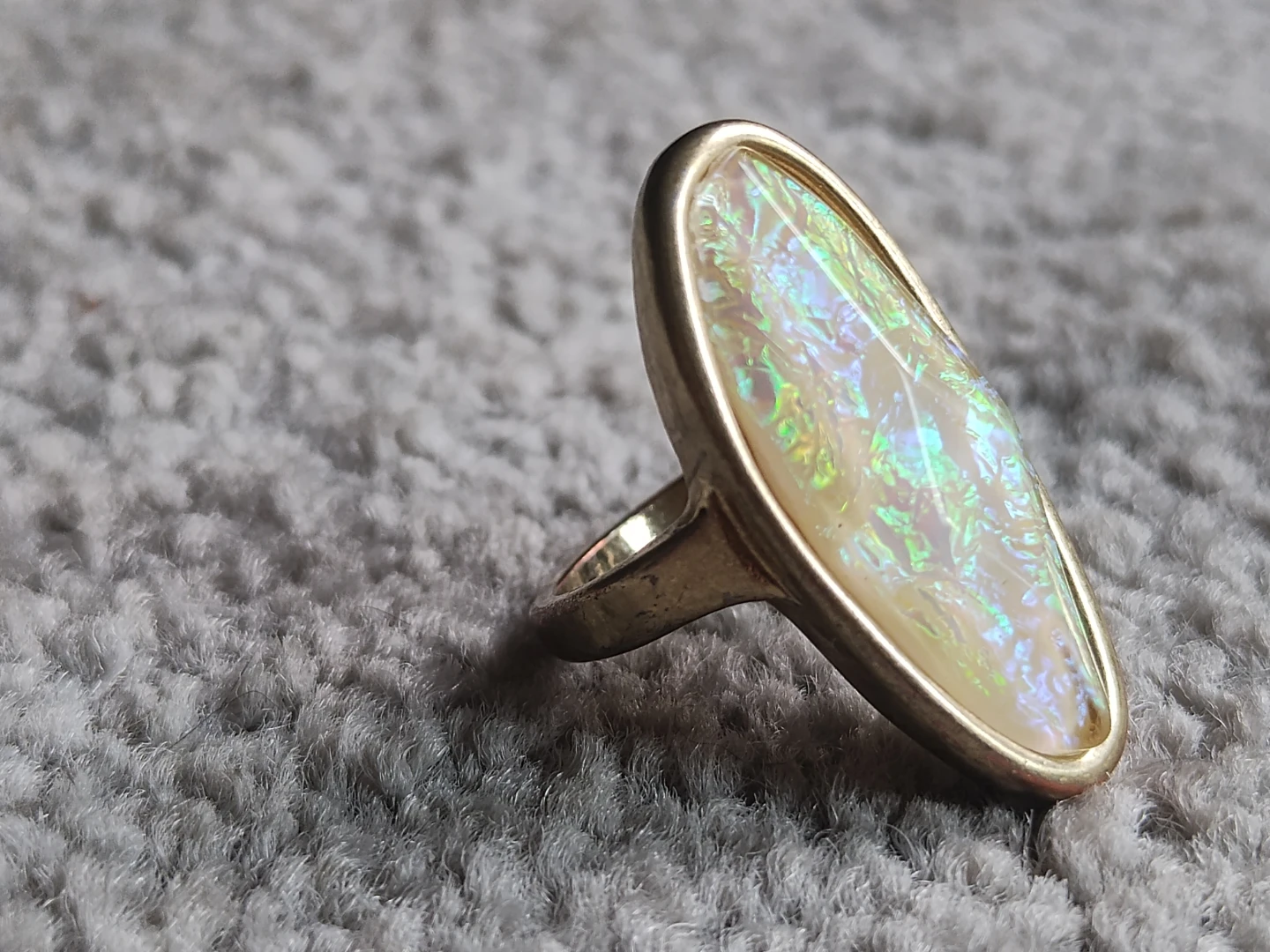 Artificial Opal Ring - gold tone over brass metal - photo 2