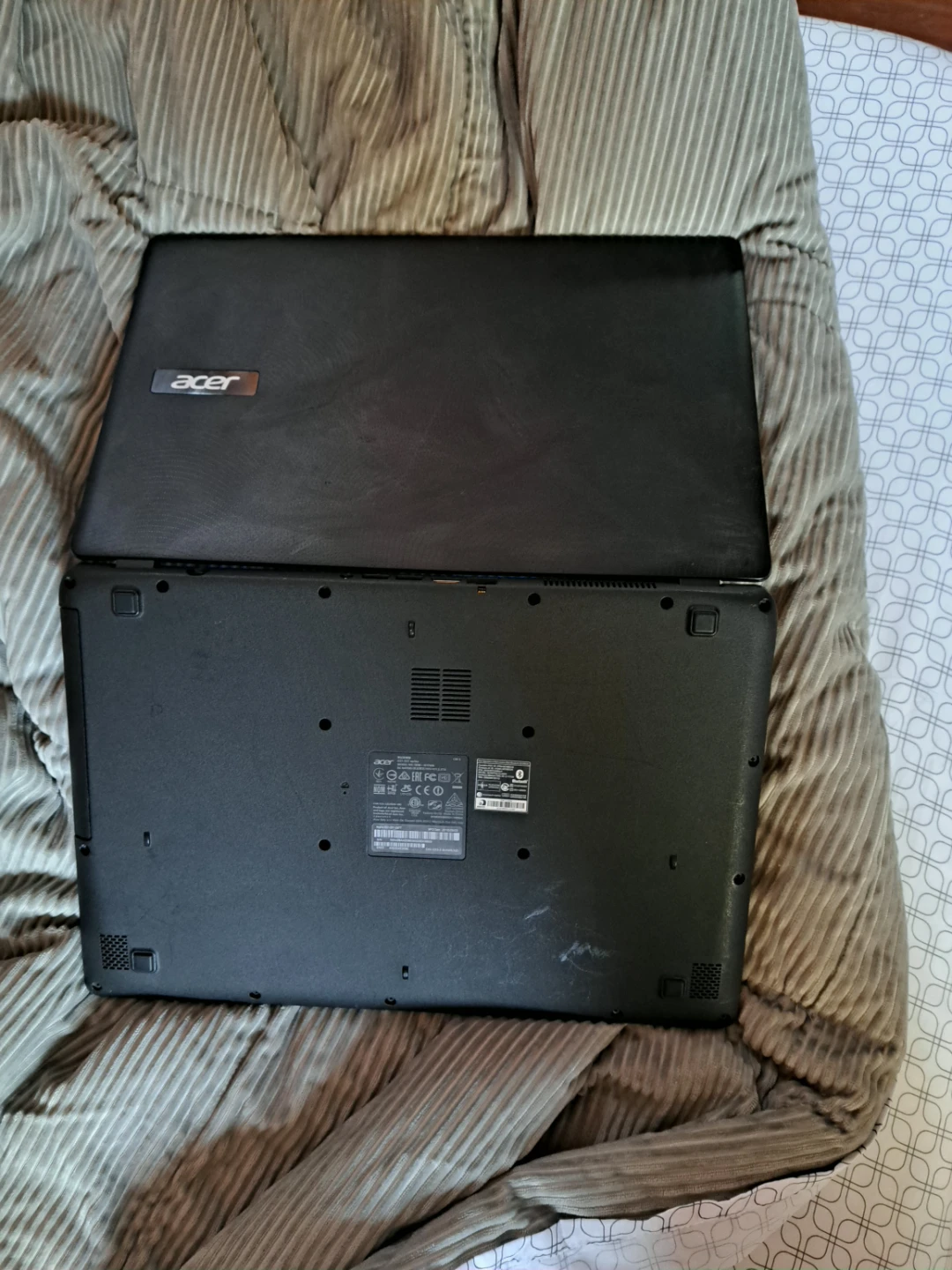 Acer Laptop with Charger - photo 4