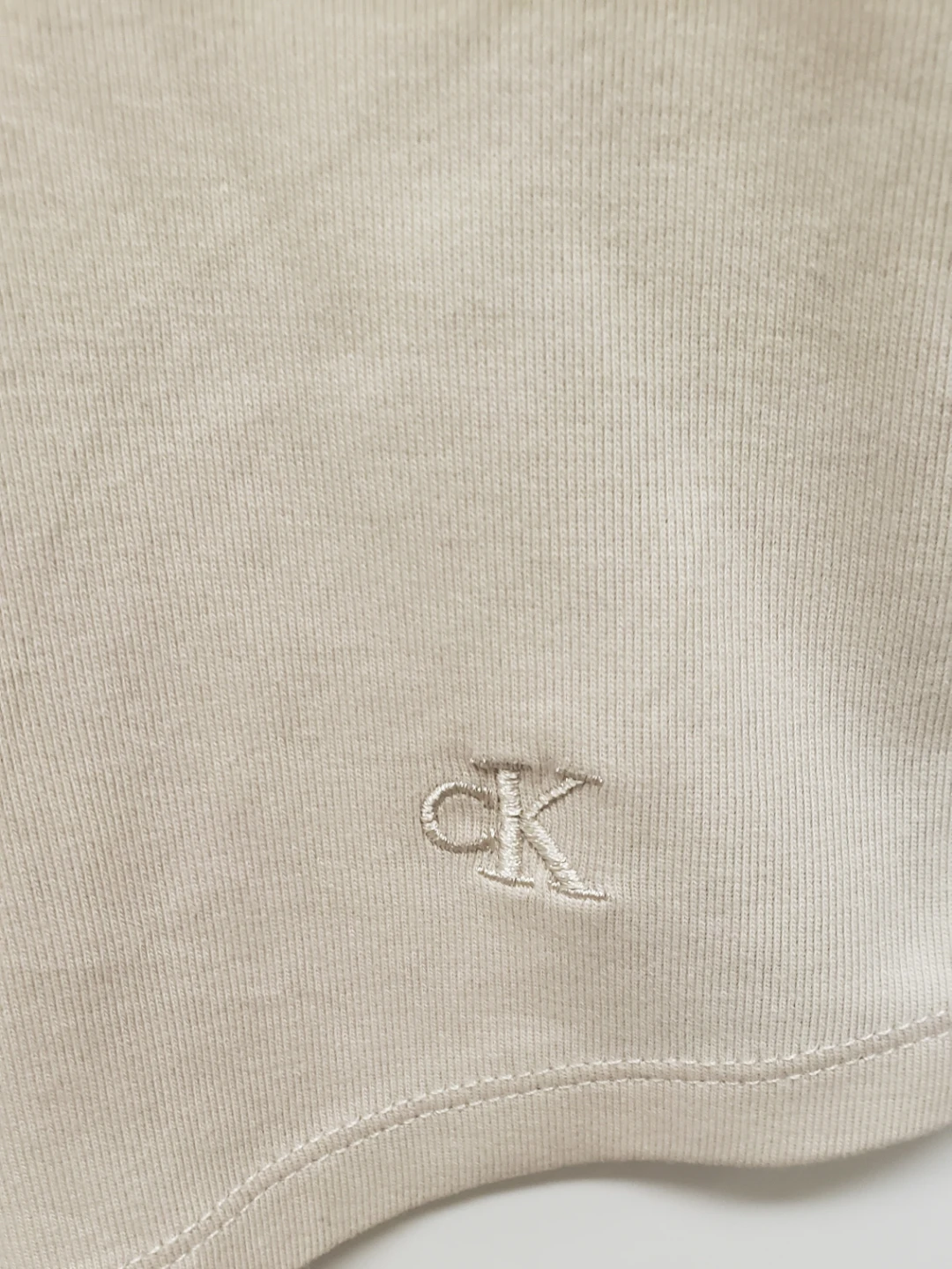 Brand new Women's Calvin Klein Jeans Henley Shirt - M - photo 3