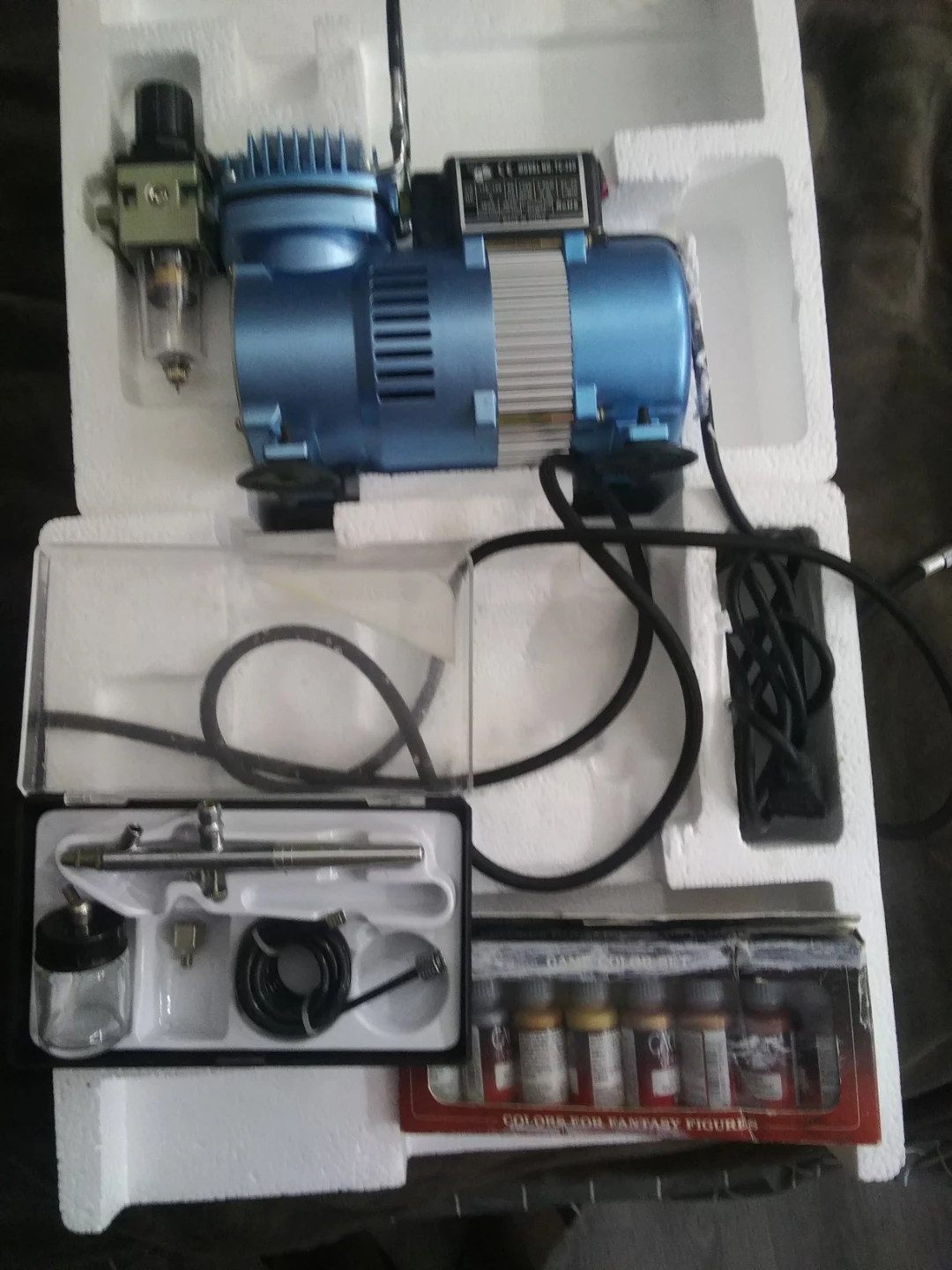 Master Airbrush & Compressor System  & Supplies - photo 2