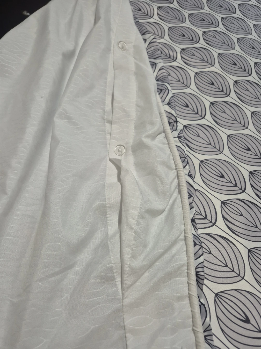 Queen Size duvet Bedding Set with 2 Shams, satin finish - photo 4