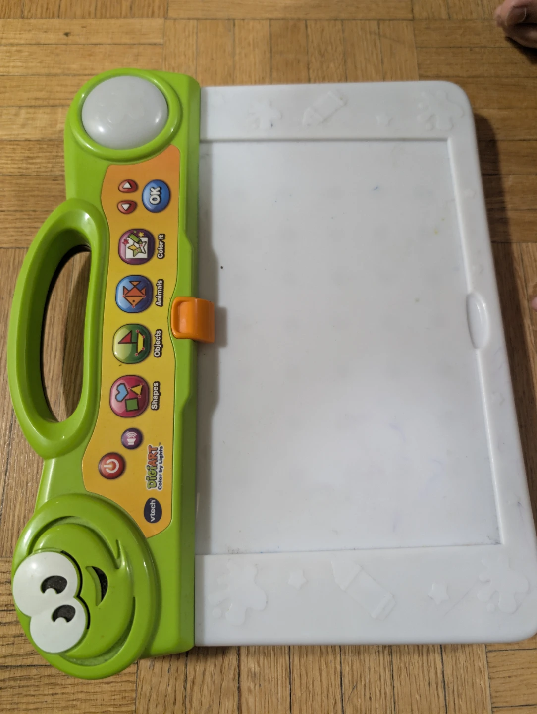 Moving Sale - VTech Color By Lights Drawing Board - photo 2