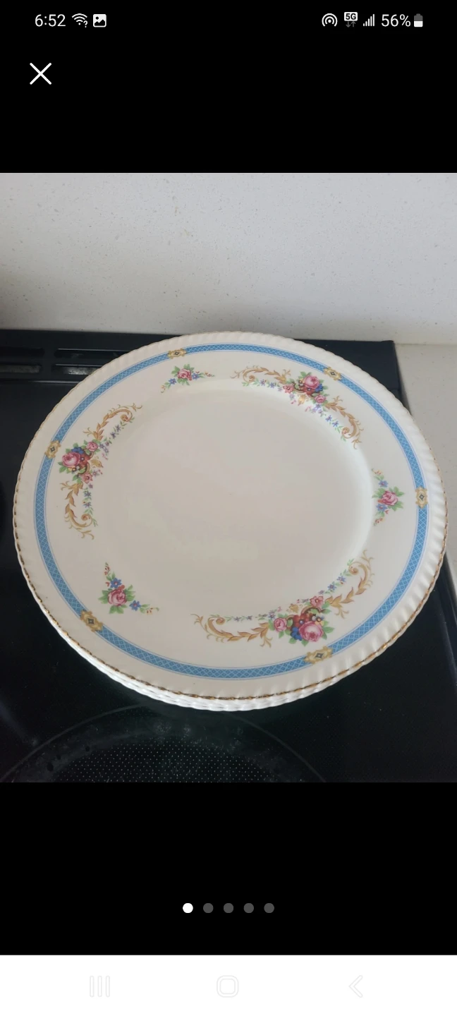 Johnson Bros Dinner Plates - Set of 6