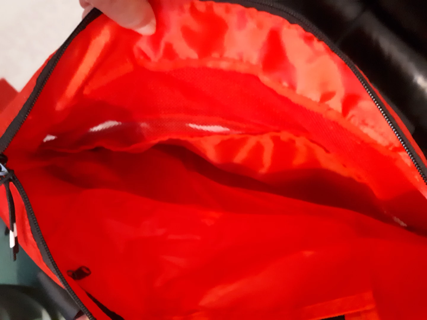 Guess Los Angeles Tote Bag Red/Black⚽ - photo 2