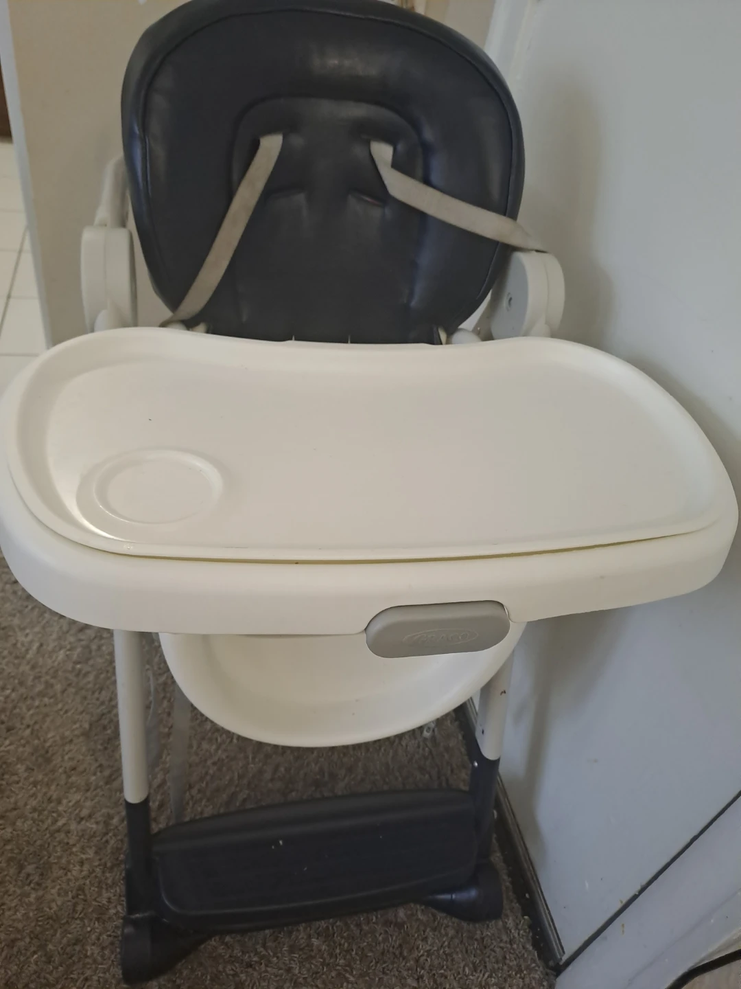 Graco High Chair - photo 2