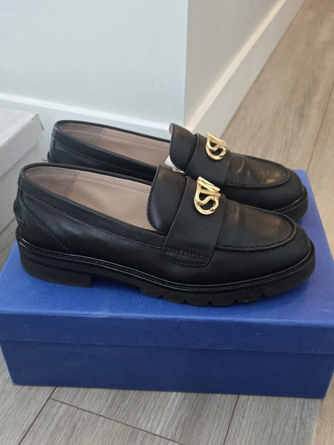 Stuart Weitzman Black Leather Loafers - photo 2