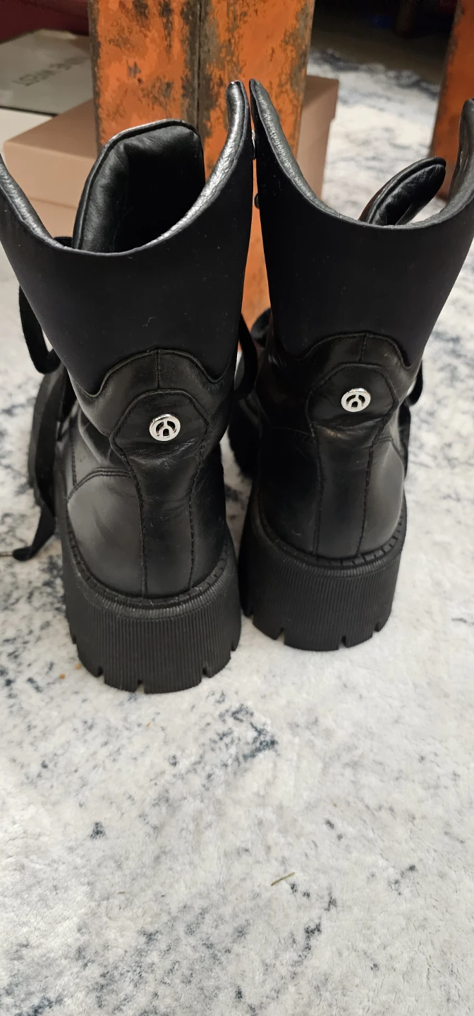 Womens Wishbone Black Leather Combat Boots Size 8 - photo 3