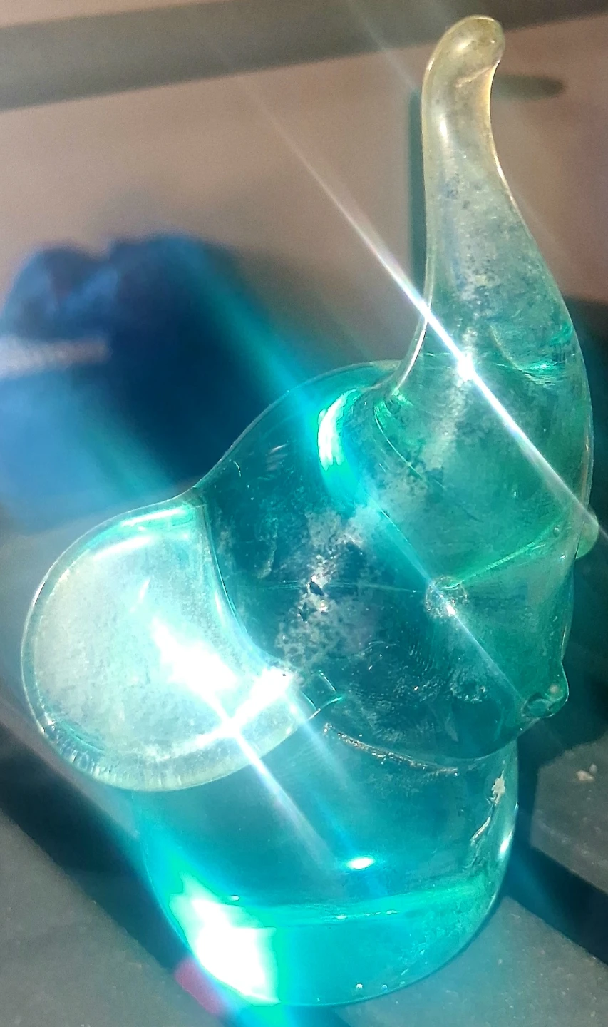 Glass Elephant Figurine - photo 2