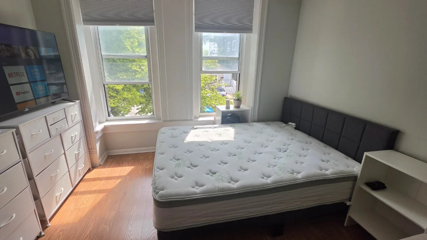 LIKE NEW Queen Mattress and Bed Frame - photo 2