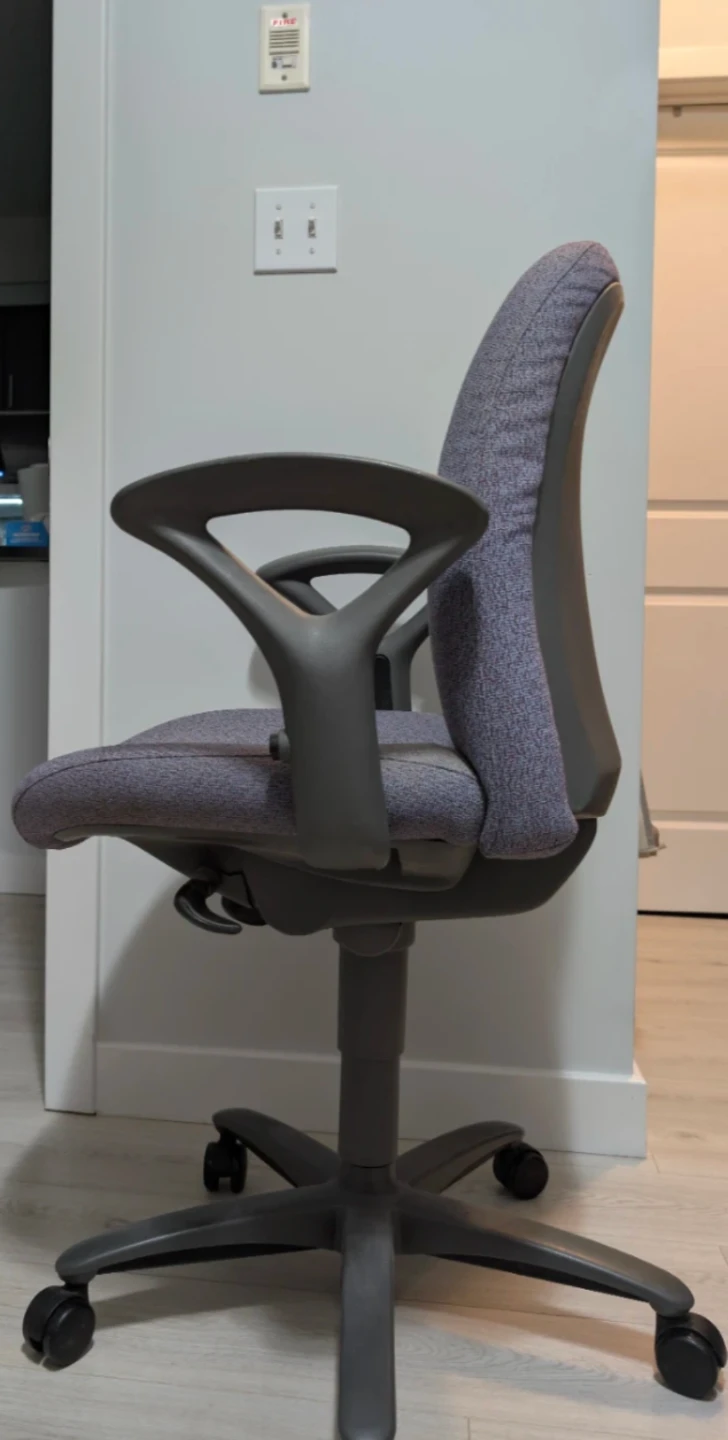 Grey Office Chair - photo 4