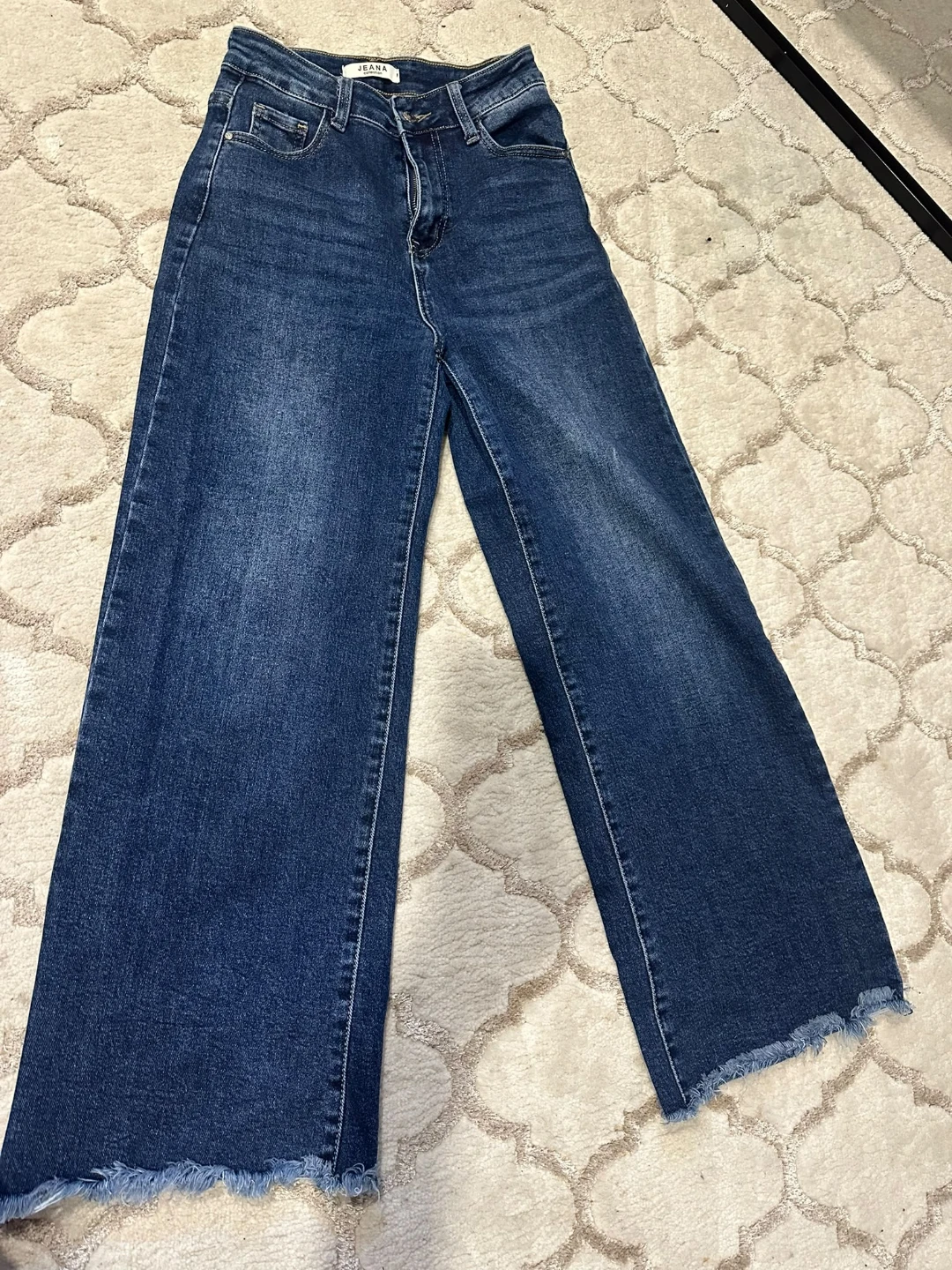 Closet Clean-Out: Part 1! Everything is $5 . Part 1