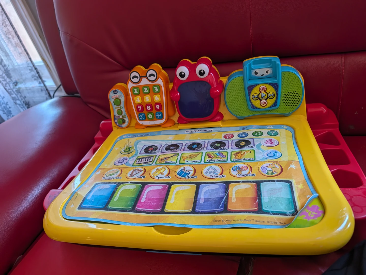 VTech Touch & Learn Music Jammer Activity Desk