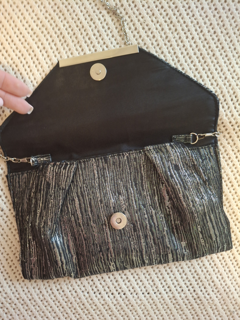 Le Souk' Foufou Black & Silver Clutch Purse with Chain - photo 3