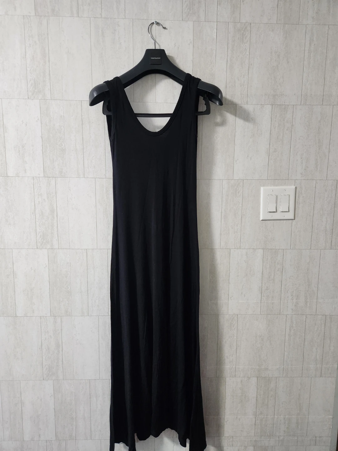 Black Sleeveless Maxi Dress
