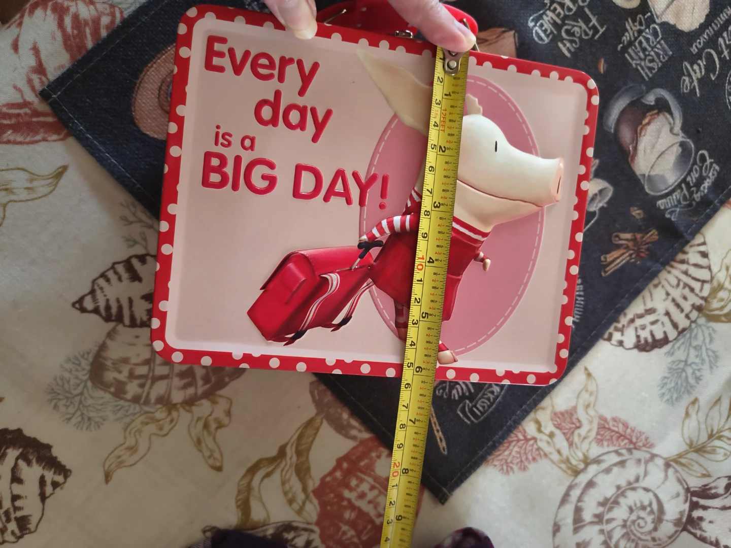 Olivia "Every Day is a BIG DAY!" Tin Lunch Box - photo 5