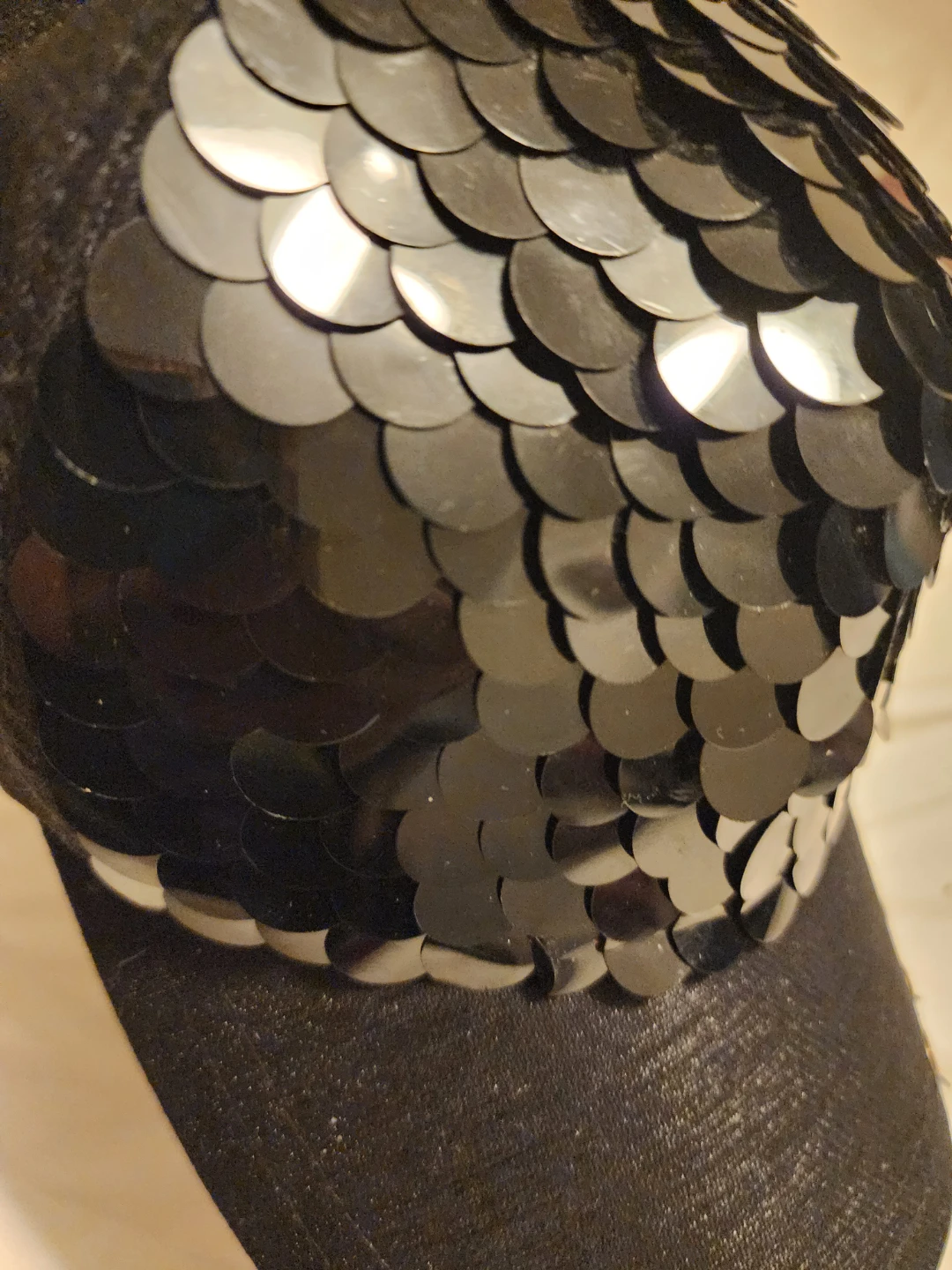 Black Sequined Baseball Cap - photo 3