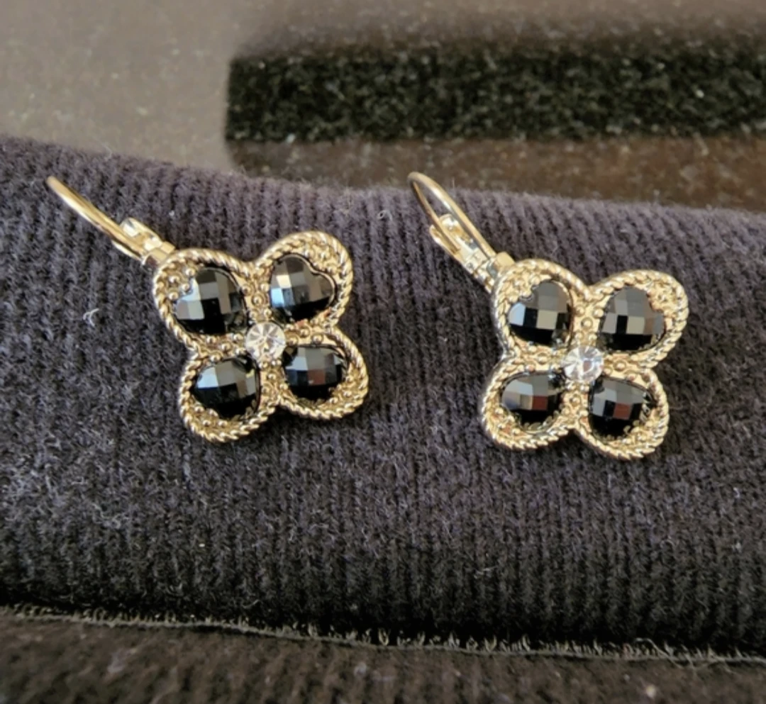 Gold-tone Bracelet and Earrings Set - photo 2