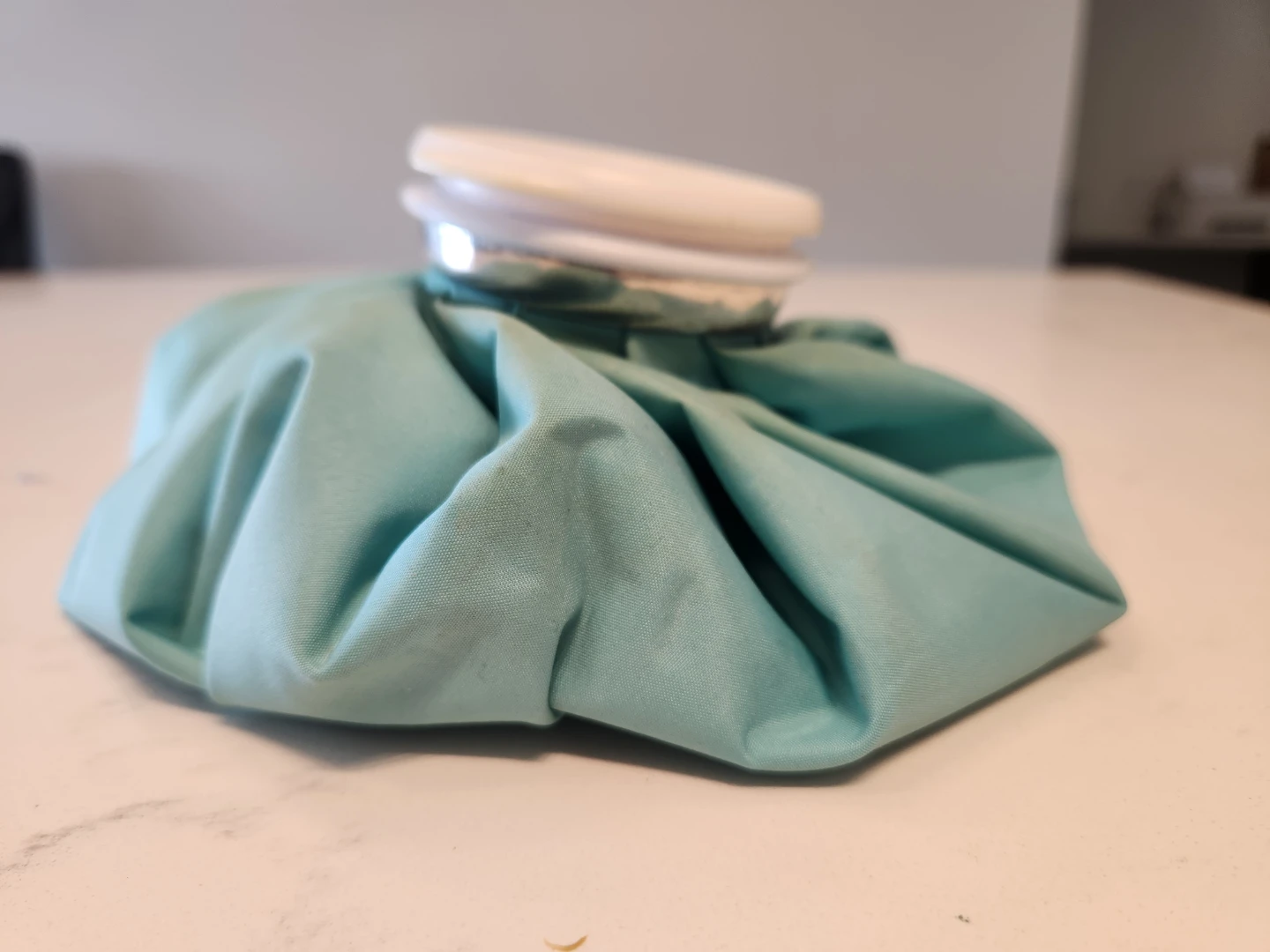 Elütehood Ice Bag