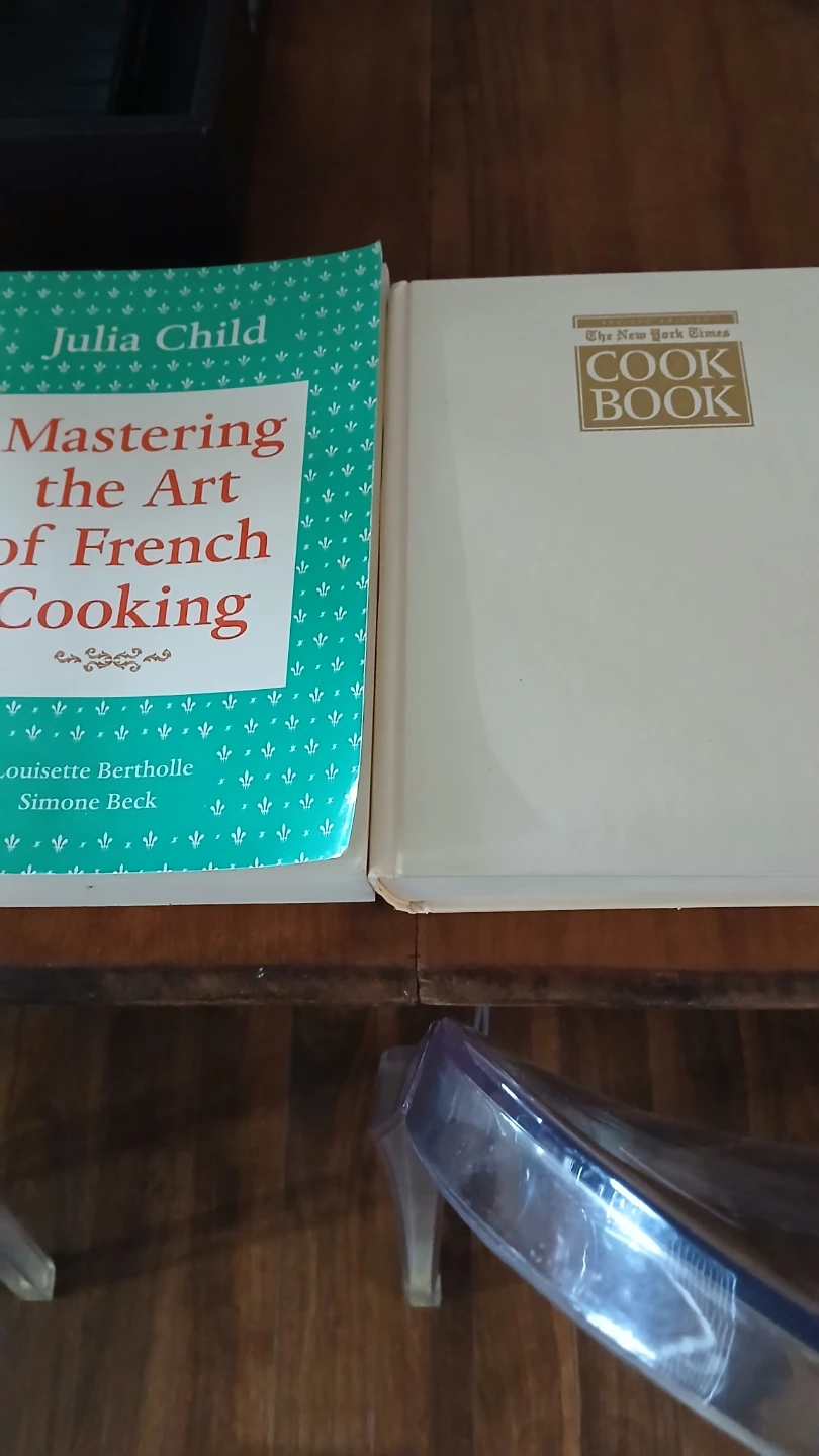 Julia Child Mastering the Art of French Cooking Cookbook