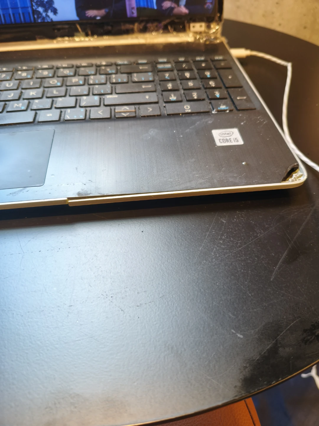 15" HP Budget Laptop i5/8gb/256ssdhd - photo 2