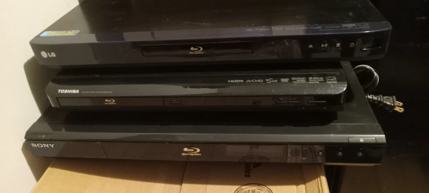 LG, Toshiba, and Sony Blu-ray players with remotes