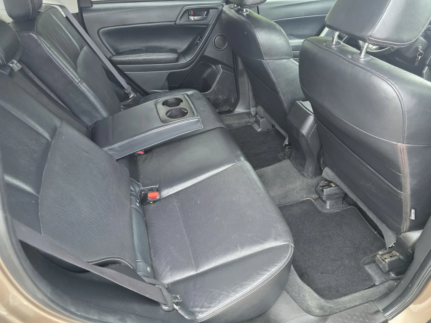 Subaru Forester XT SUV - photo 5