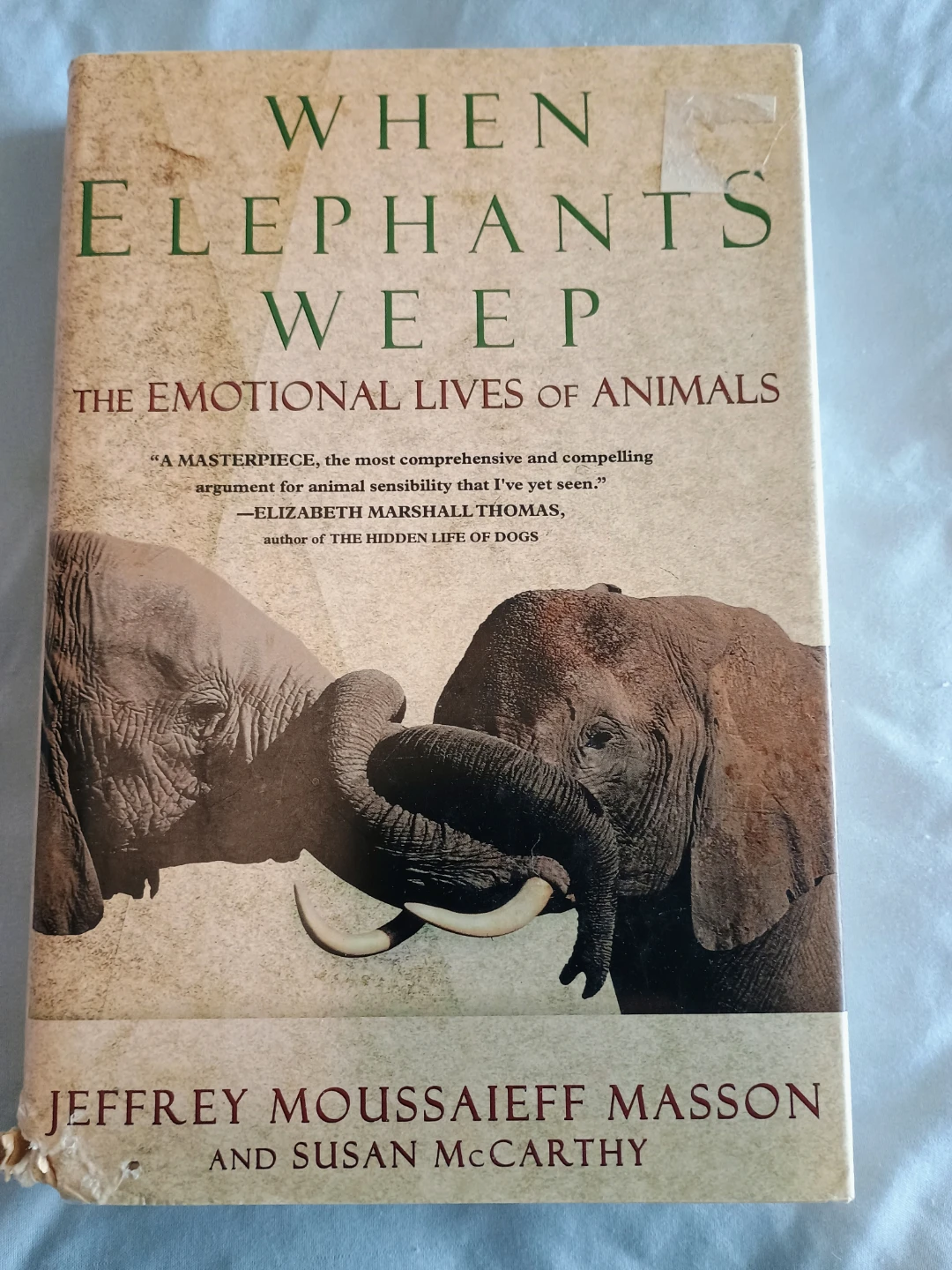 ⚽  When Elephants Weep: The Emotional Lives of Animals