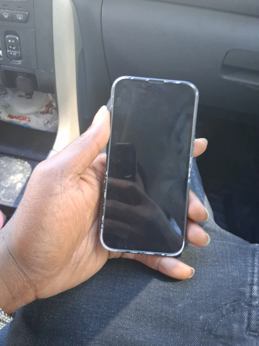 Apple iPhone 13