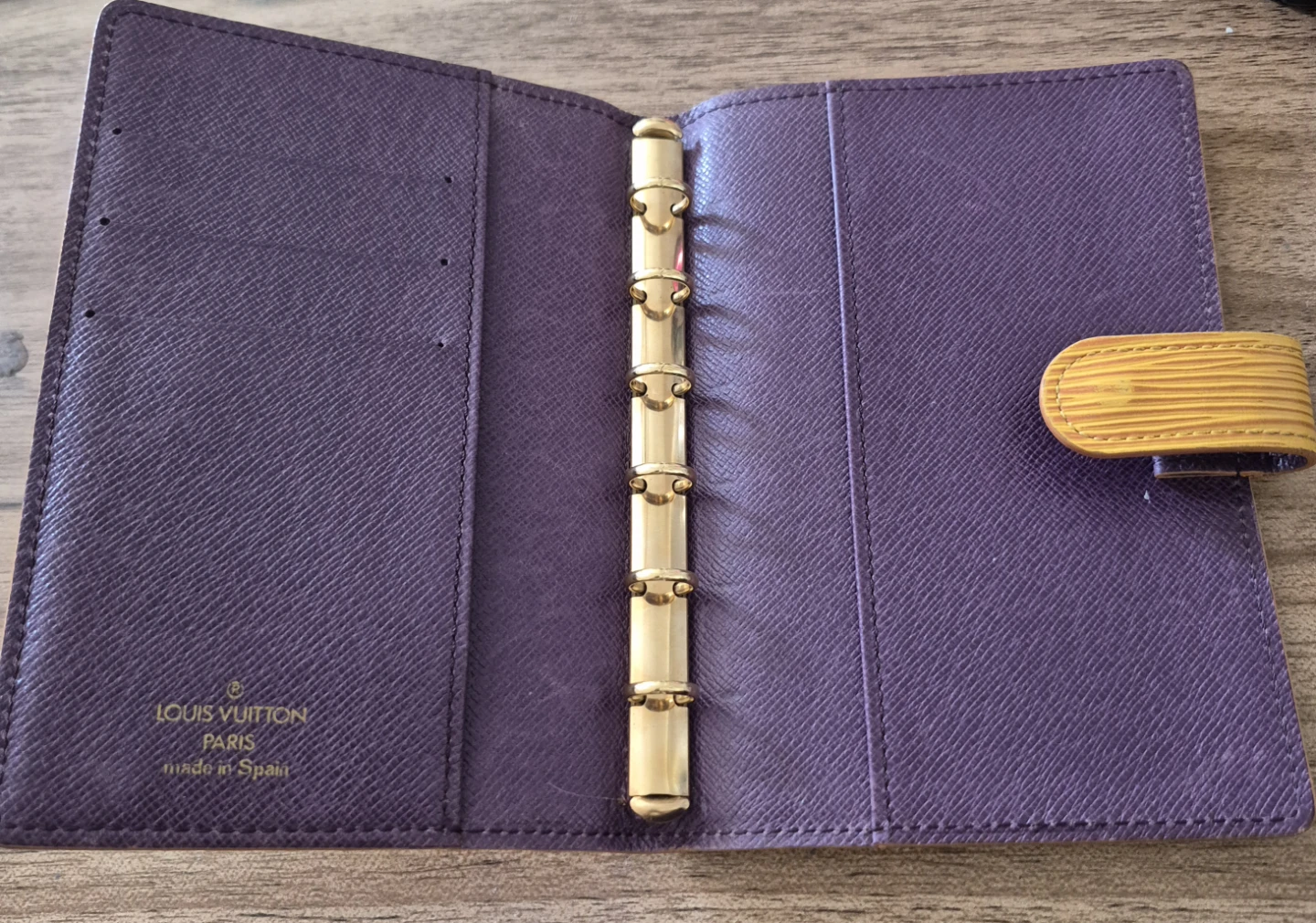 Authentic Louis Vuitton Epi Leather Agenda PM (Tassili Yellow) - photo 3