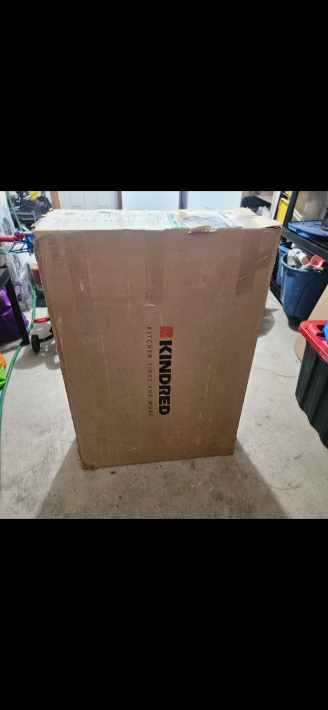 NEW Kindred 31-inch Single Bowl Kitchen Workstation Sink - photo 2