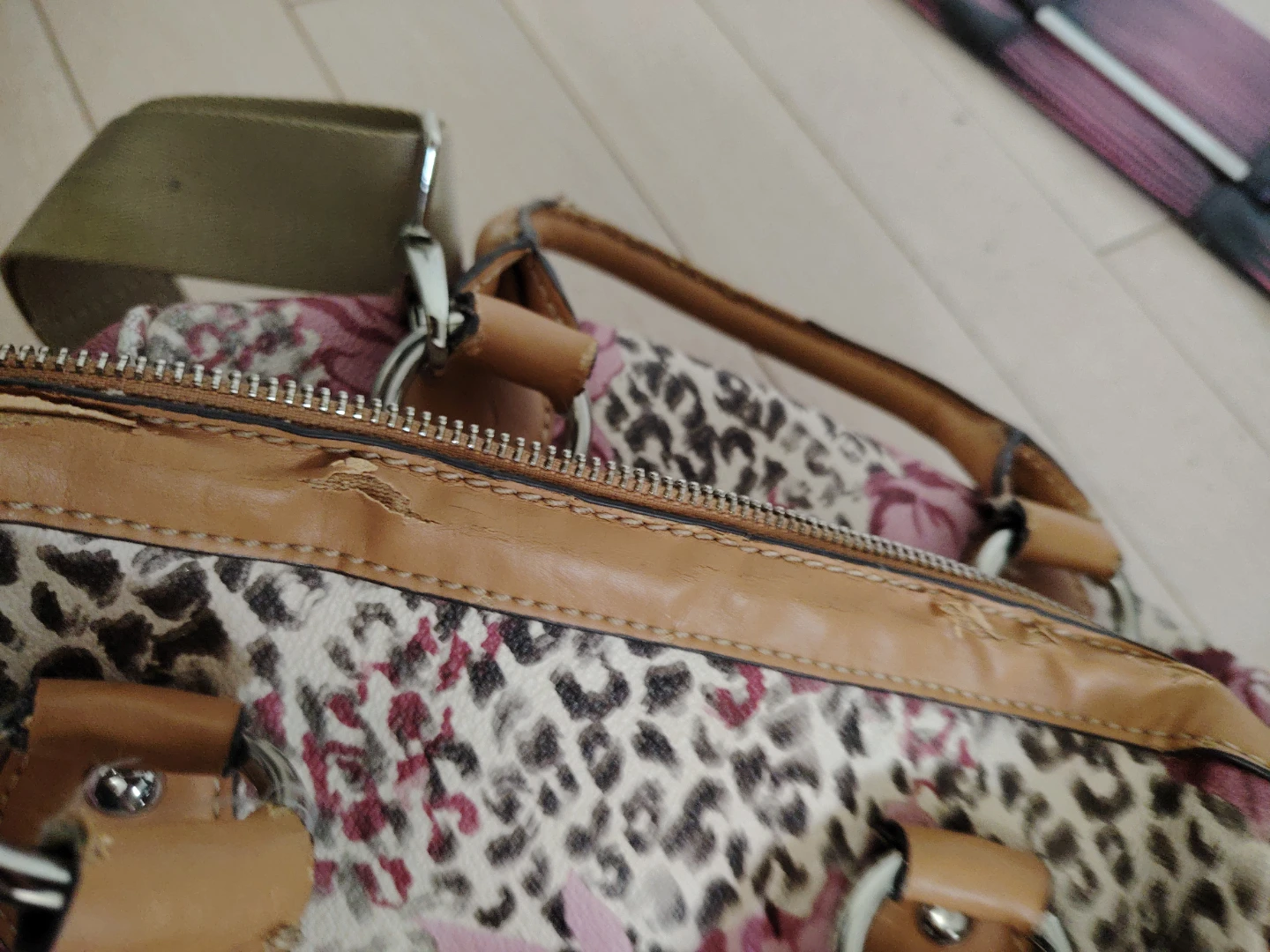 ⚽️Guess Satchel Bag - Pink Leopard Floral Print - photo 5