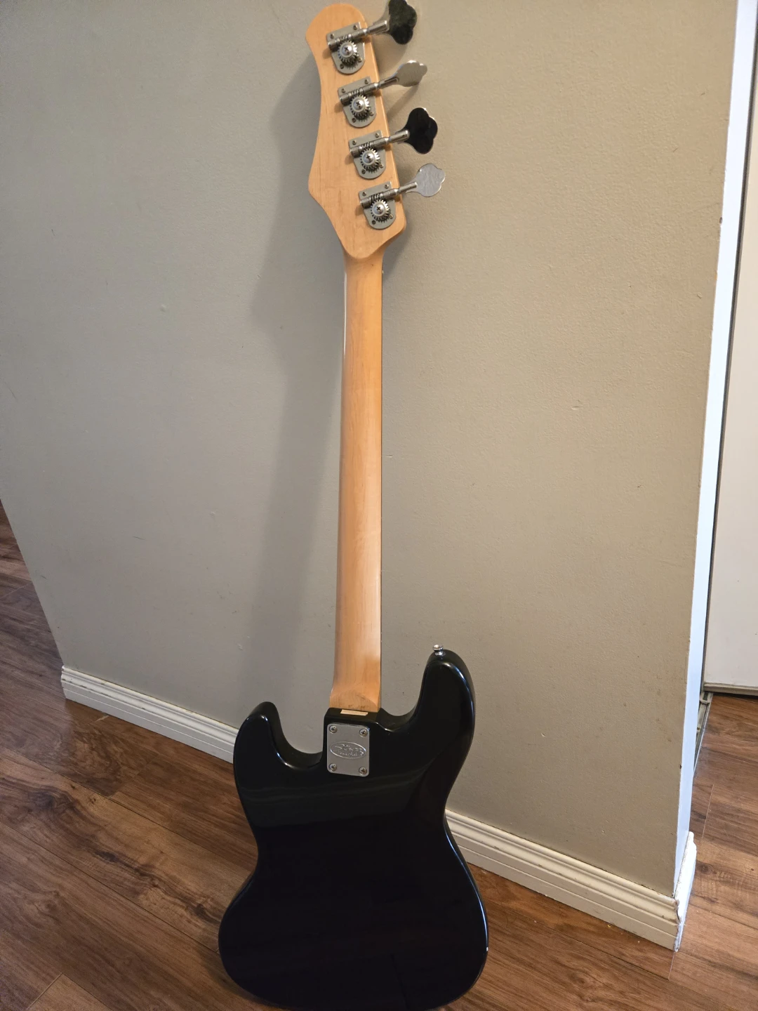 Stagg J bass - photo 3