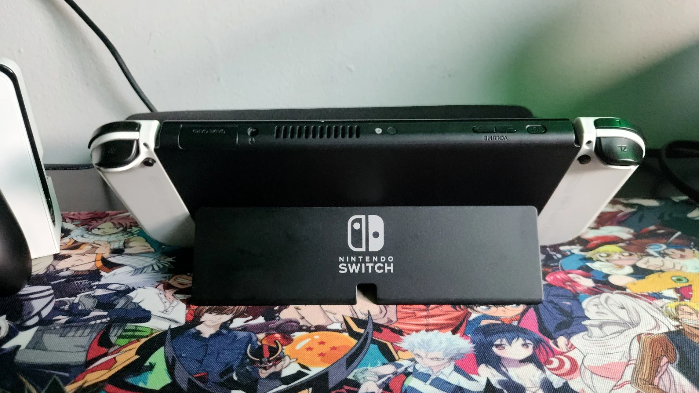Nintendo Switch OLED Great Condition - photo 3