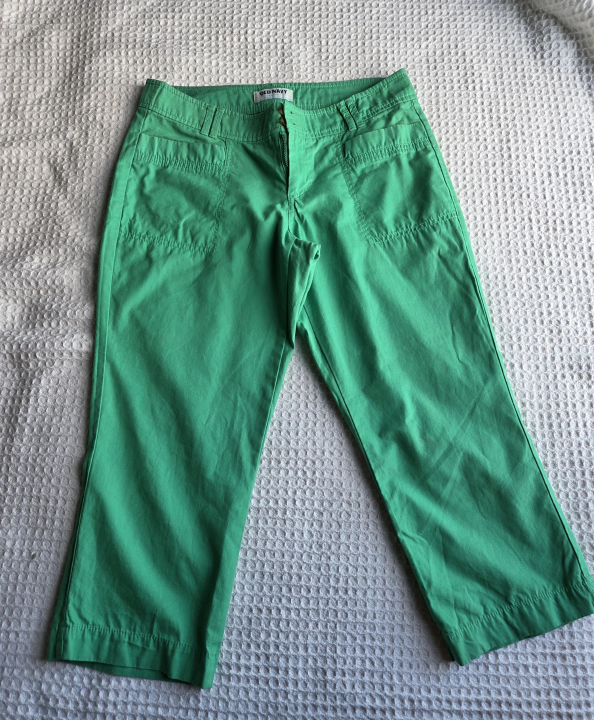 Old Navy Green 4-Pocket Cropped Pants Size 4
