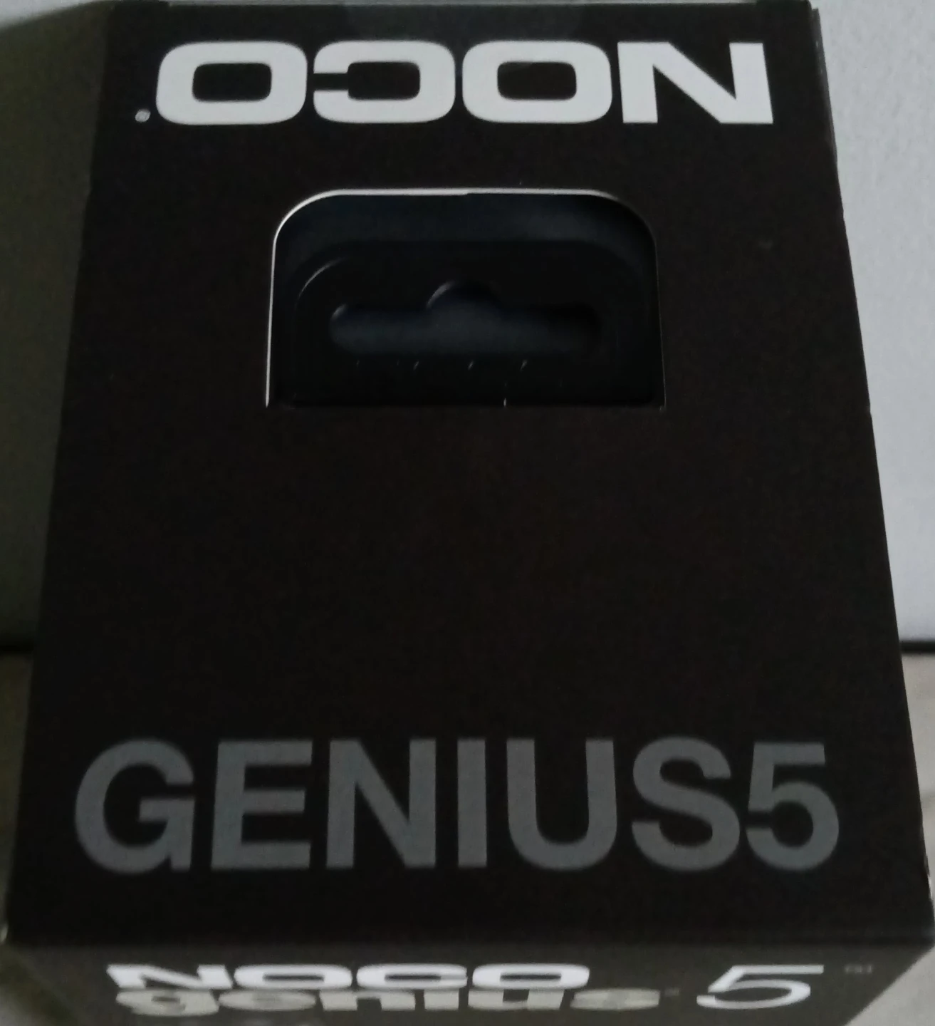 NOCO Genius 5 6V & 12V 5A Battery Charger Maintainer - photo 5