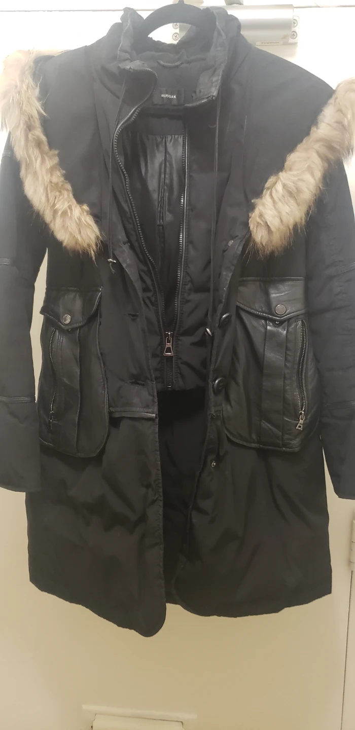 RUDSAK Black Puffer Coat with Fur Trim - photo 3