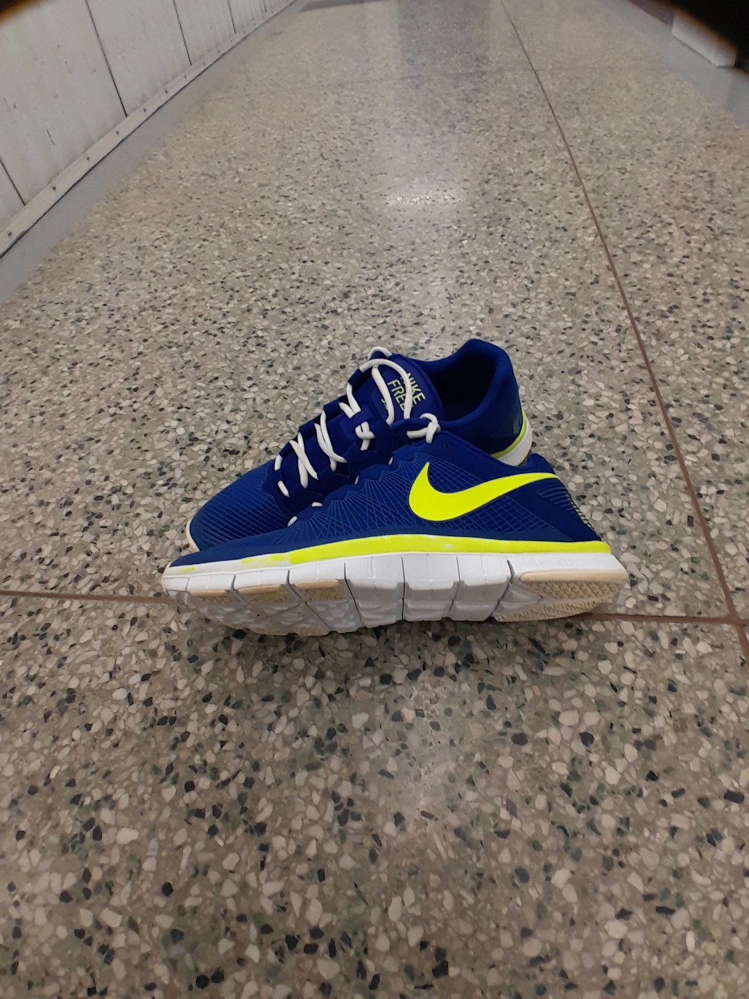 Nike Free Running Shoes - Blue/Yellow Men's Size 13 - photo 5