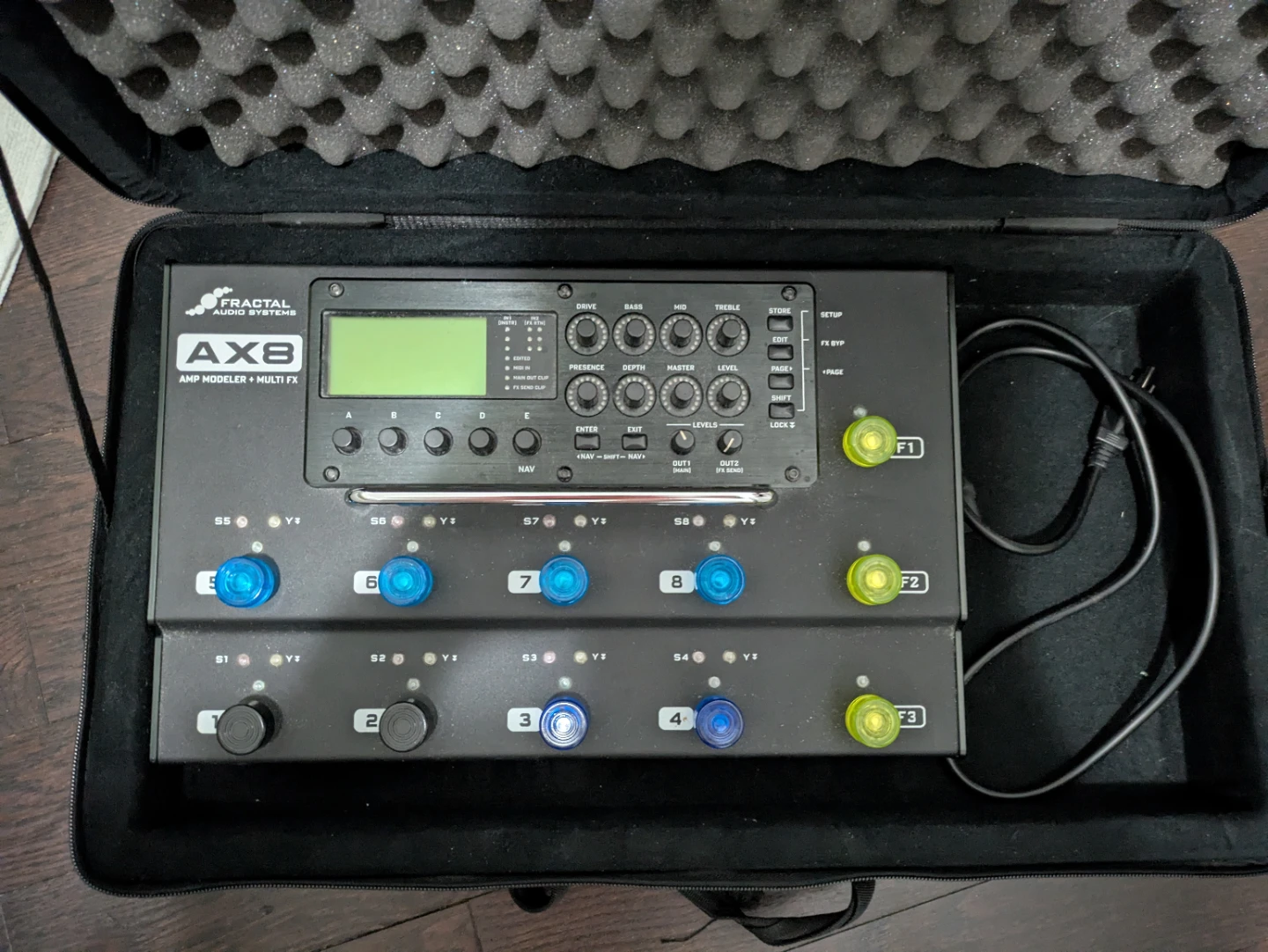 Fractal Audio Systems AX8 Amp Modeler Multi FX Pedal