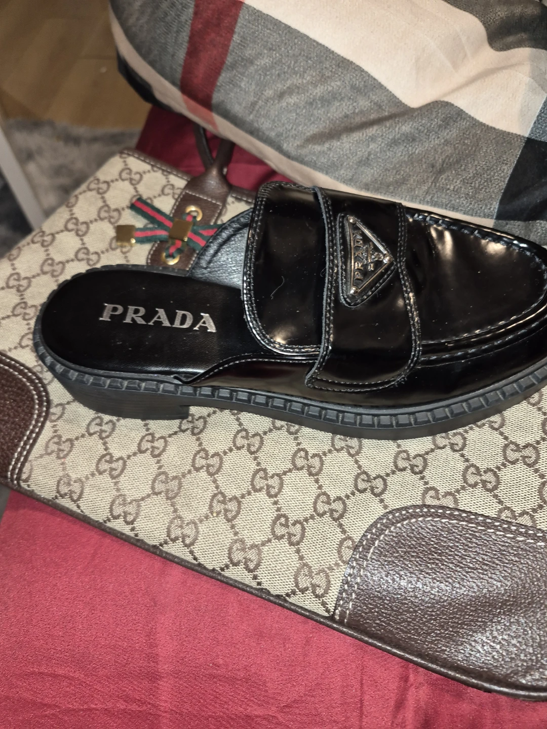 PRADA Black Patent Leather Mules - photo 2