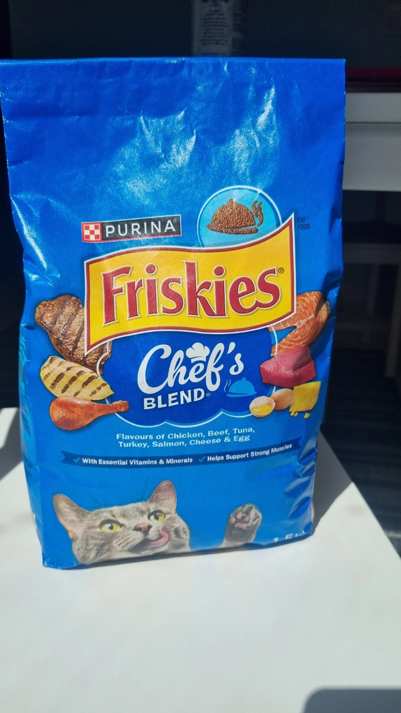 Purina Friskies Chef's Blend Dry Cat Food - photo 2