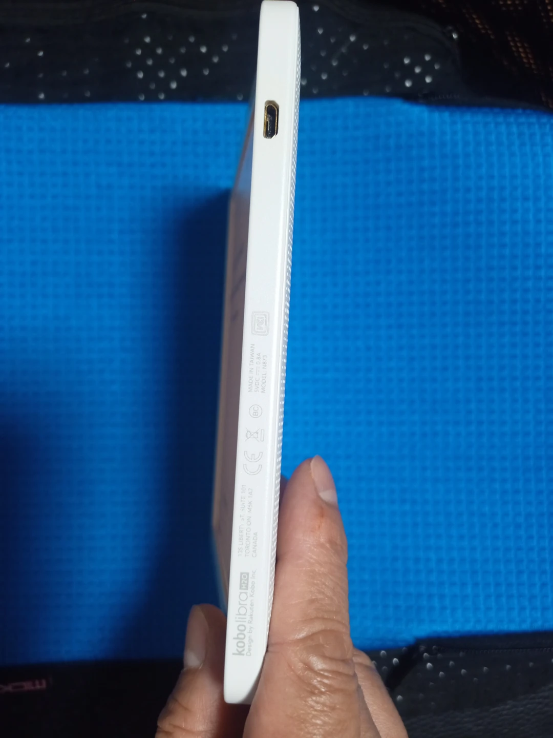 Kobo Libra H2O eReader - photo 4