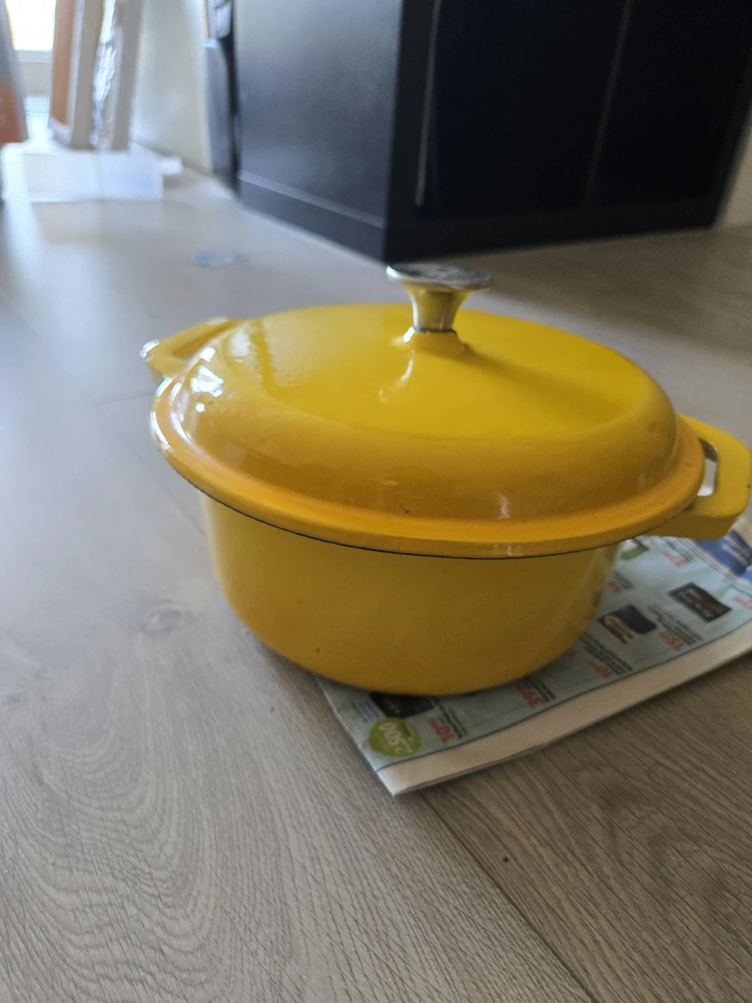 Denby Yellow Cast Iron Dutch Oven - photo 2
