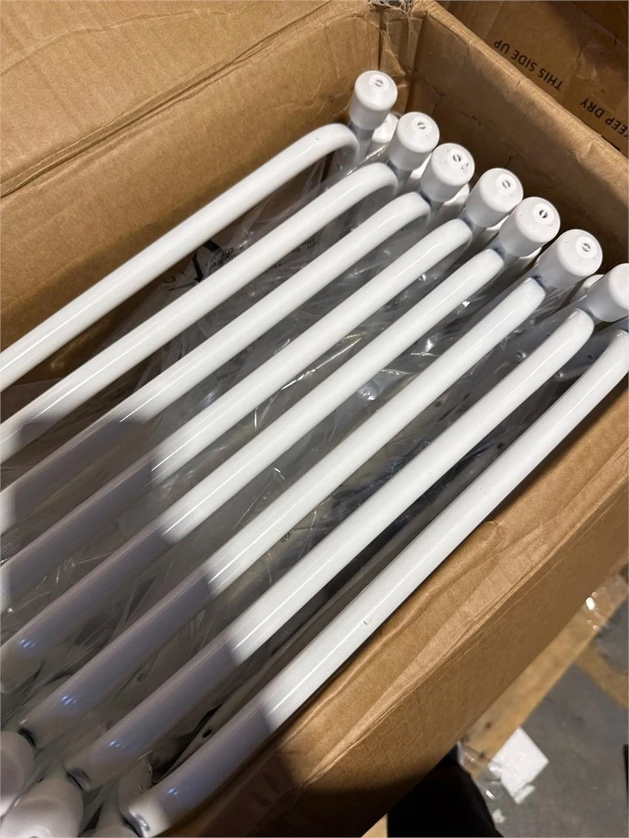 White Folding Chair - photo 3