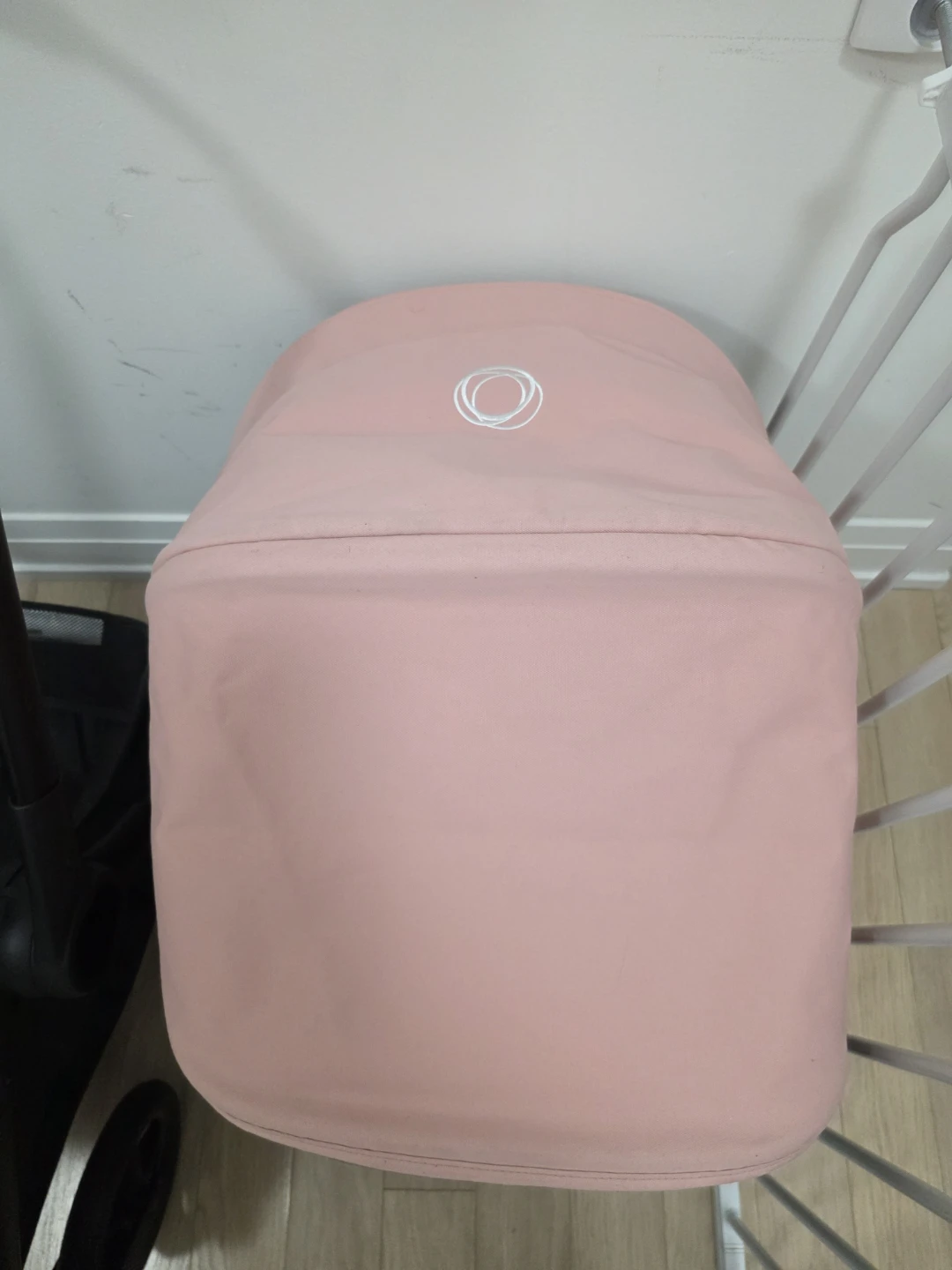 Bugaboo Fox 3 for $650 - photo 4