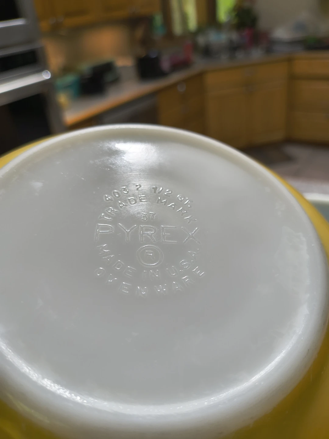 Pyrex mixing bowls - photo 3