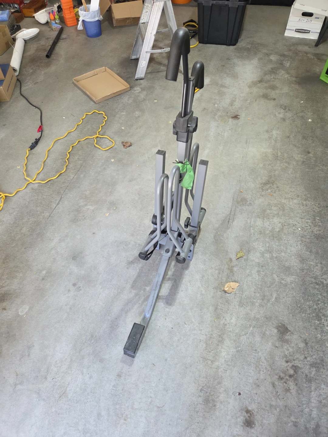 Hitch-mounted bike rack. - photo 2