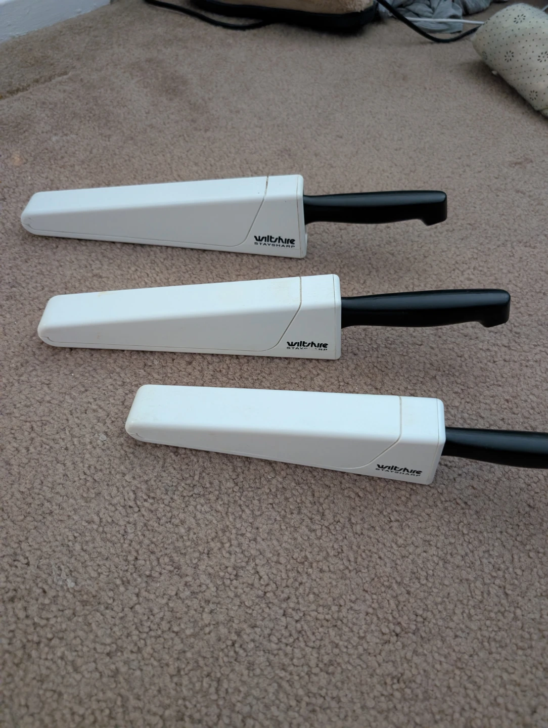 Lot of household items - photo 2